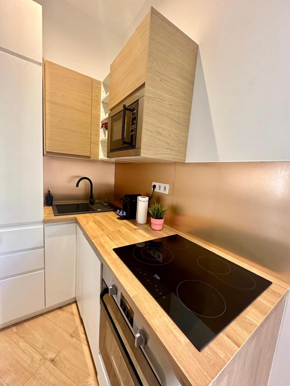Home R474 #Freeparking بودابست المظهر الخارجي الصورة